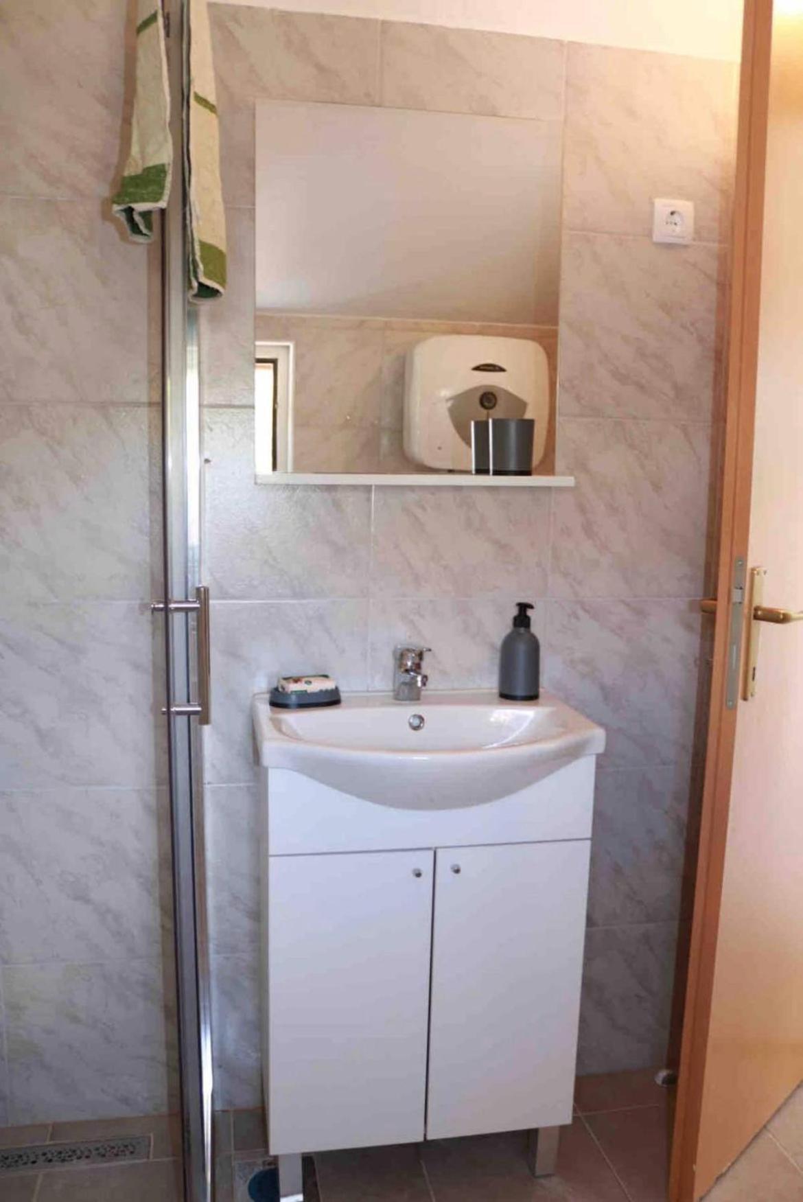 Apartments By The Sea Grebastica, Sibenik - 4881 Baselovici Δωμάτιο φωτογραφία