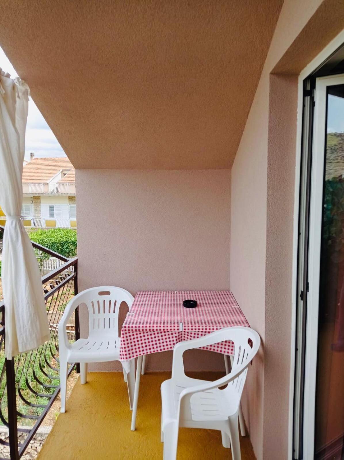 Apartments By The Sea Grebastica, Sibenik - 4881 Baselovici Εξωτερικό φωτογραφία